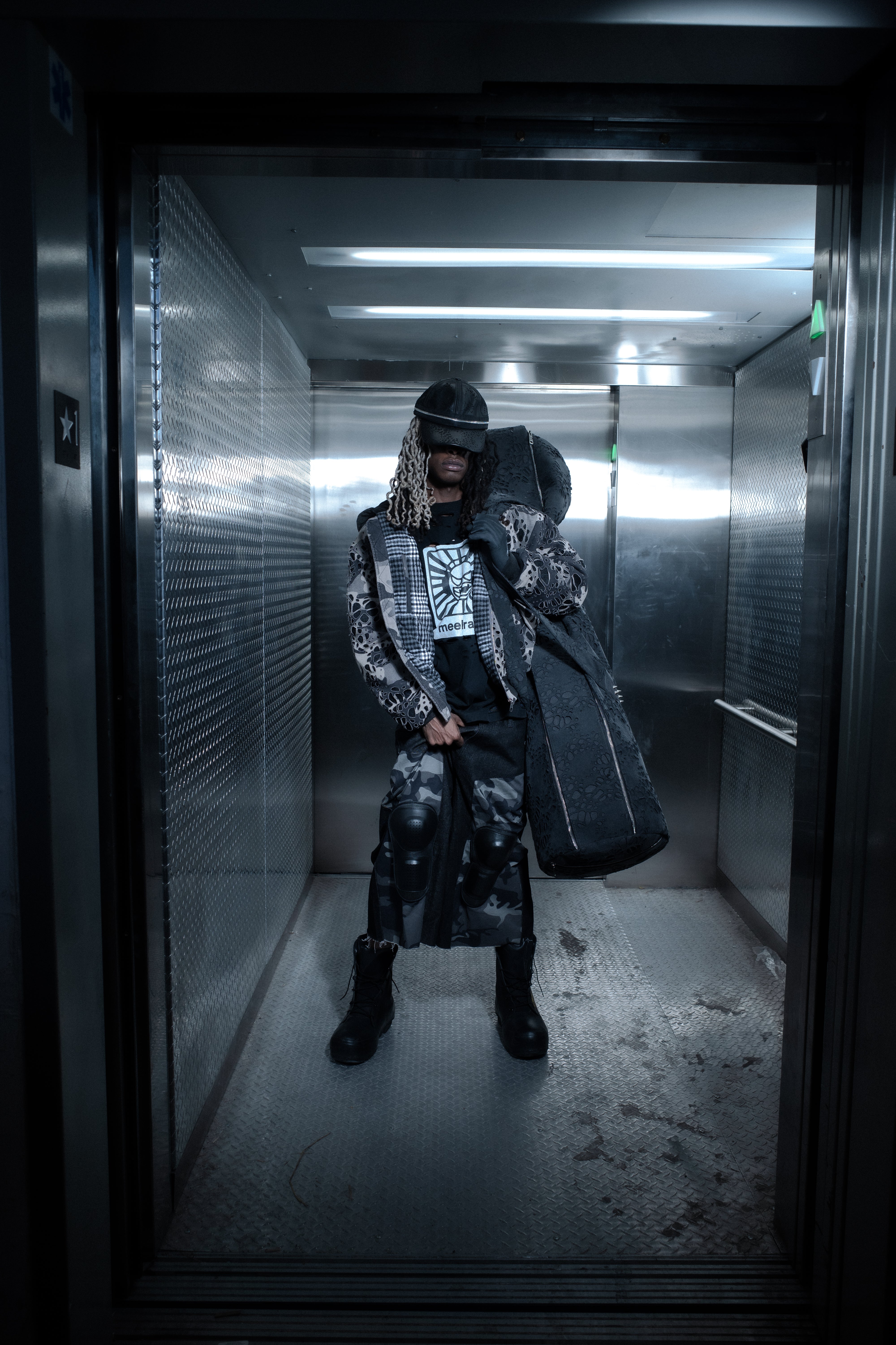 BL MUDCAMO BURNEDWEB DENIM BOMBER