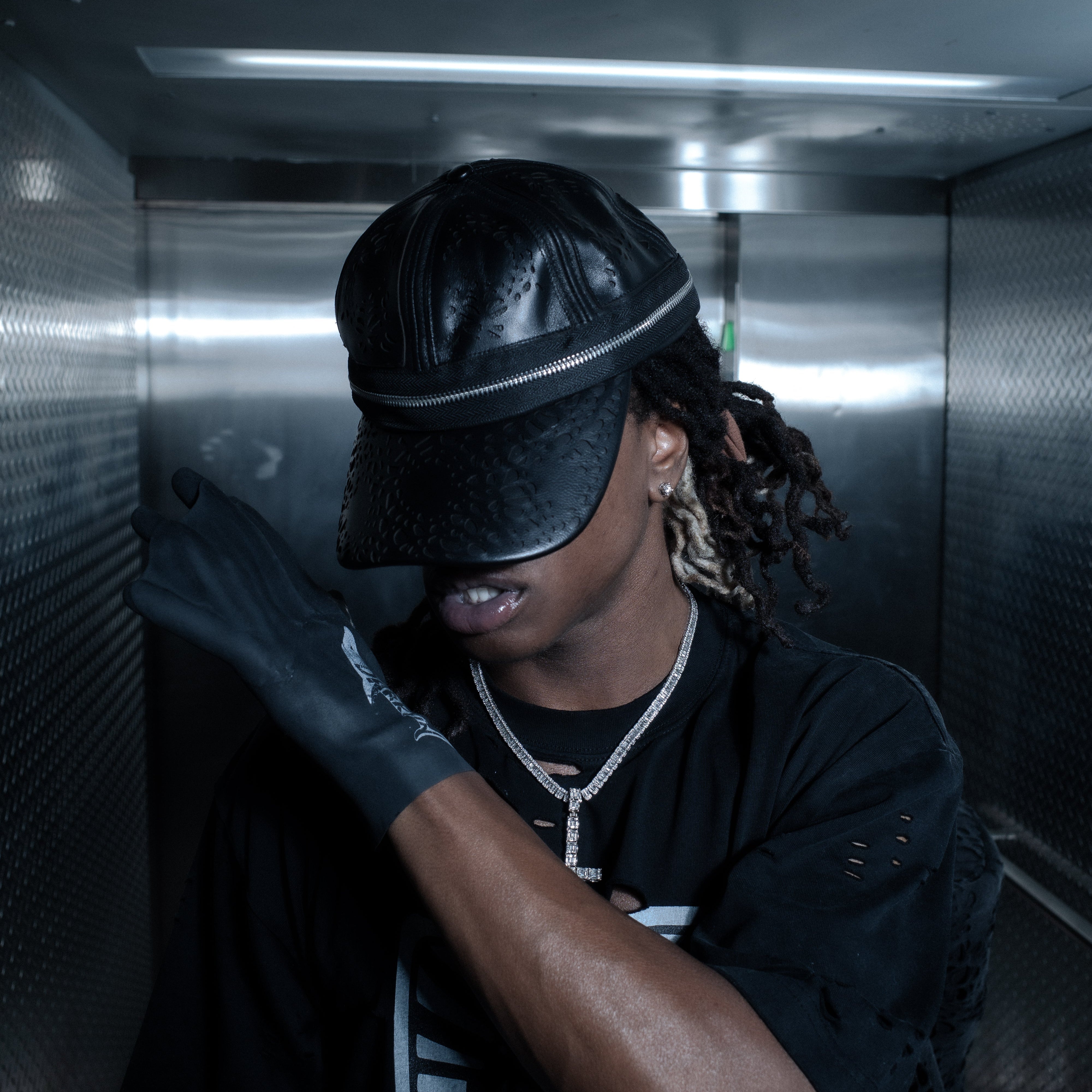 BL BURNEDWEB LEATHER 360° ZIPPER CAP