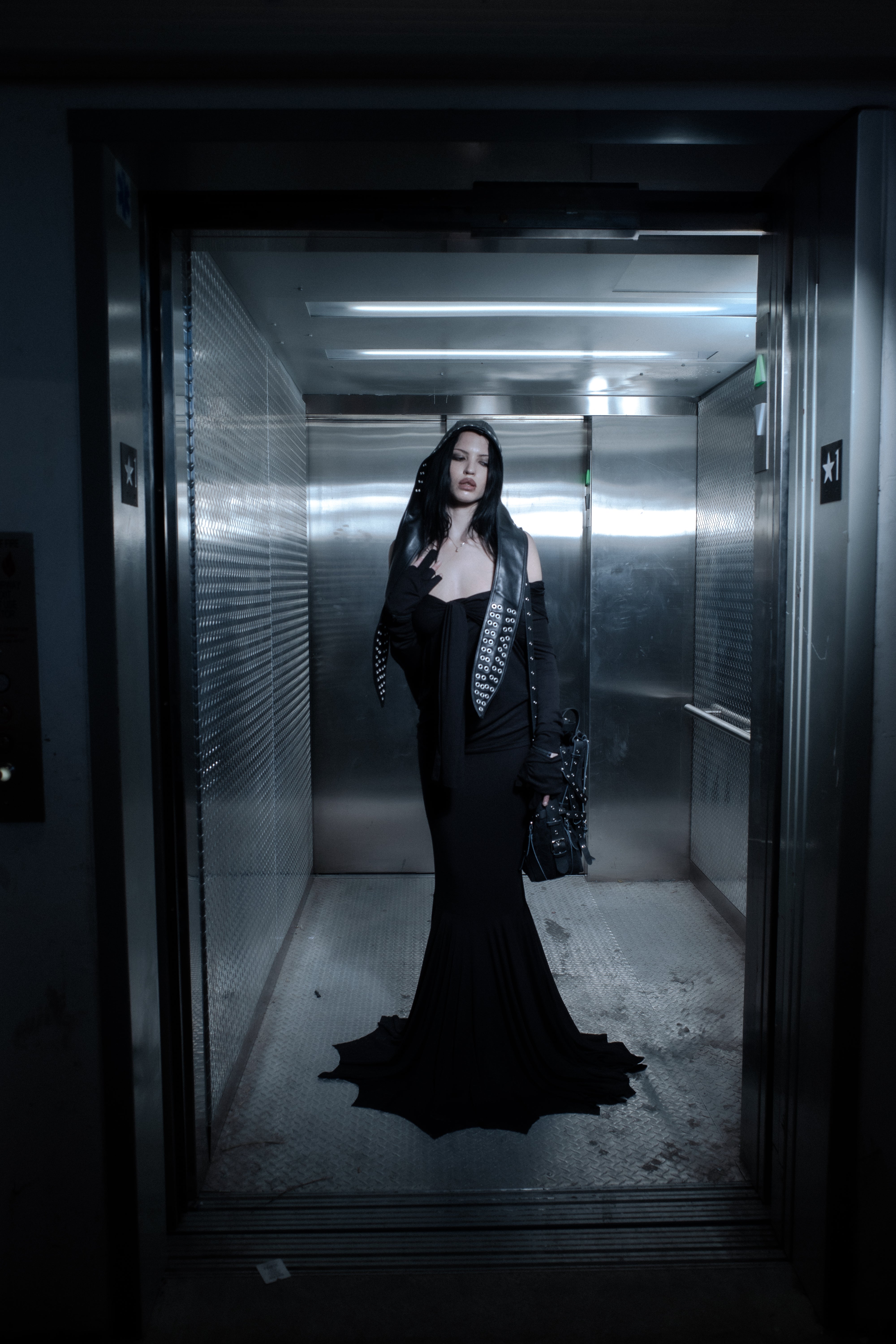 BL TOGAWEB 2 PIECE TOP + SKIRT