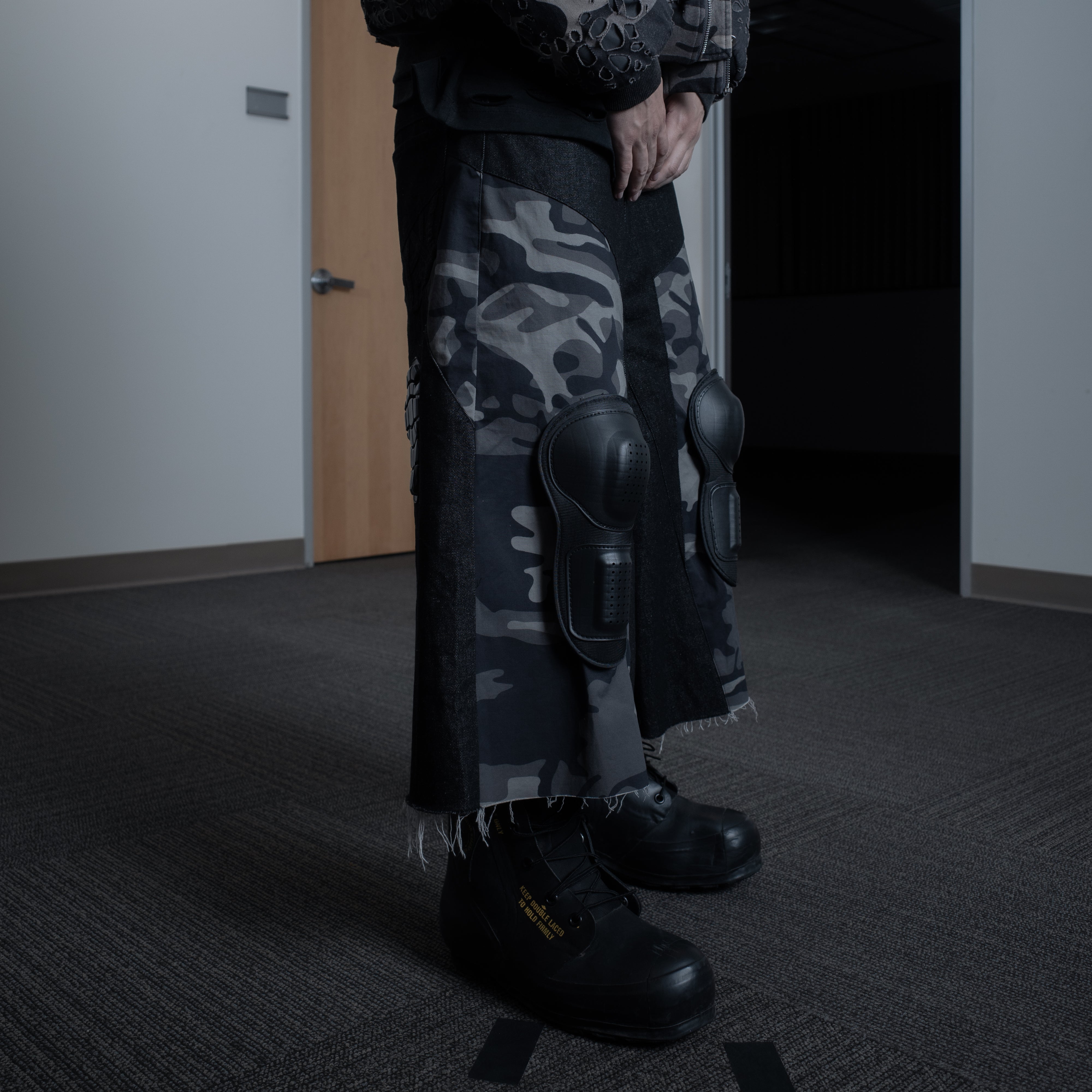 BL MUDCAMO 3/4TH CAPRI PADDED DENIM