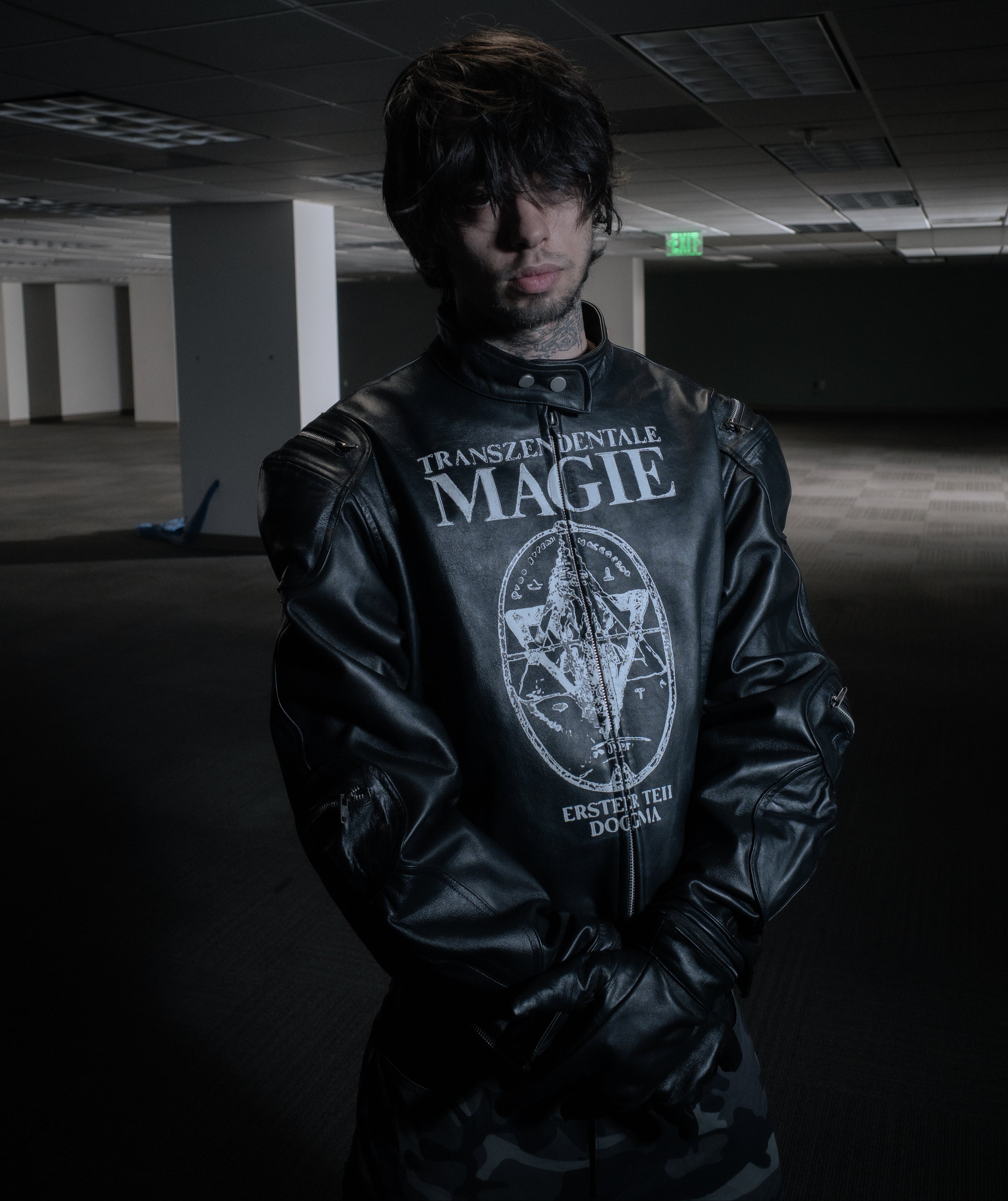 BL MAGIE LEATHER PADDED JACKET W/ SOFTENED DETACHABLE GLOVES