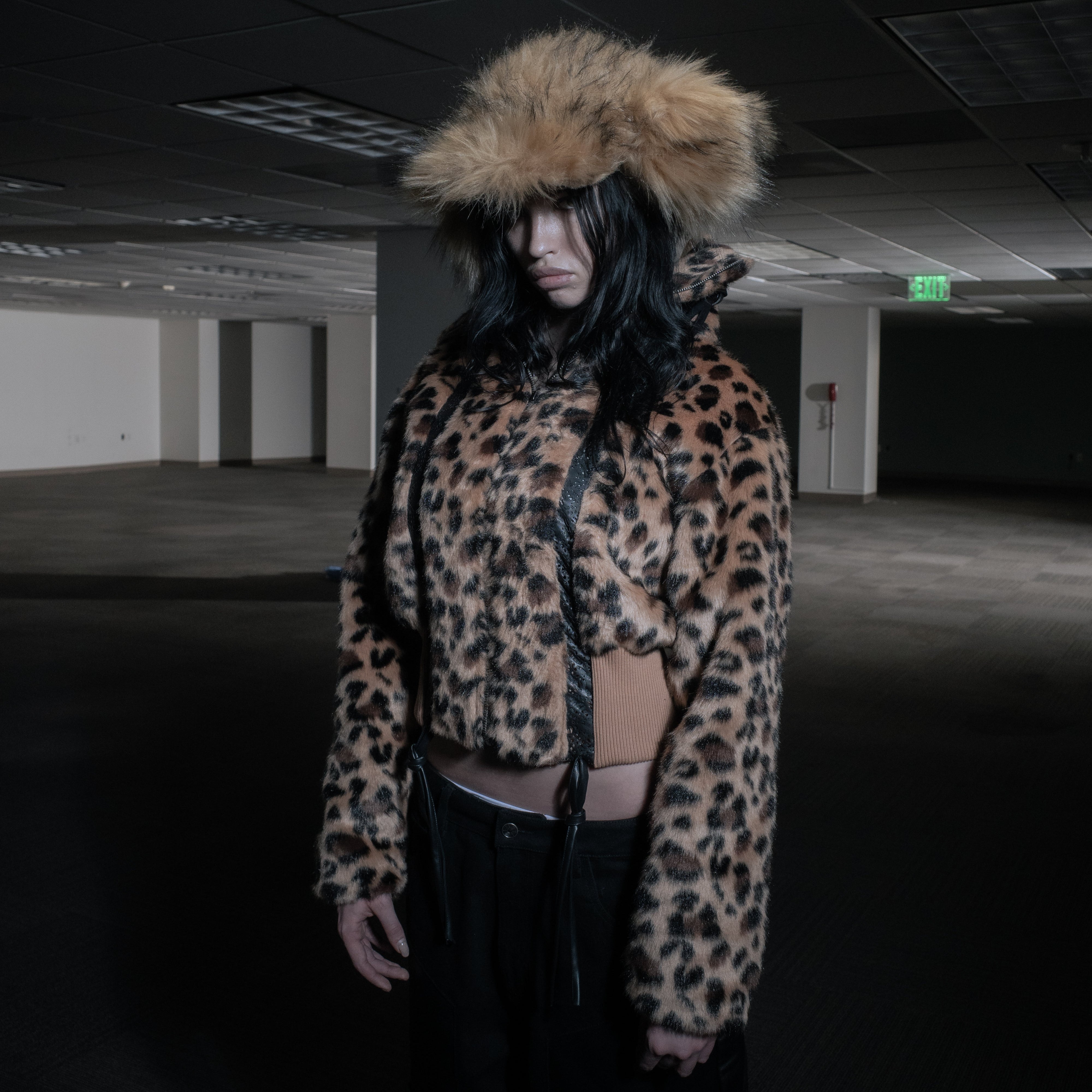 BL CROPPED LYNX WEBCUT LEATHER ZIPUP